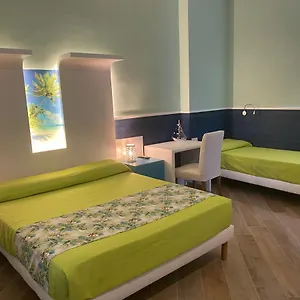 Porto Di Mare 2*, Giovinazzo Olaszország