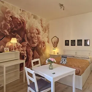 https://casa-le-coccole.it-tuscanyhotel.com